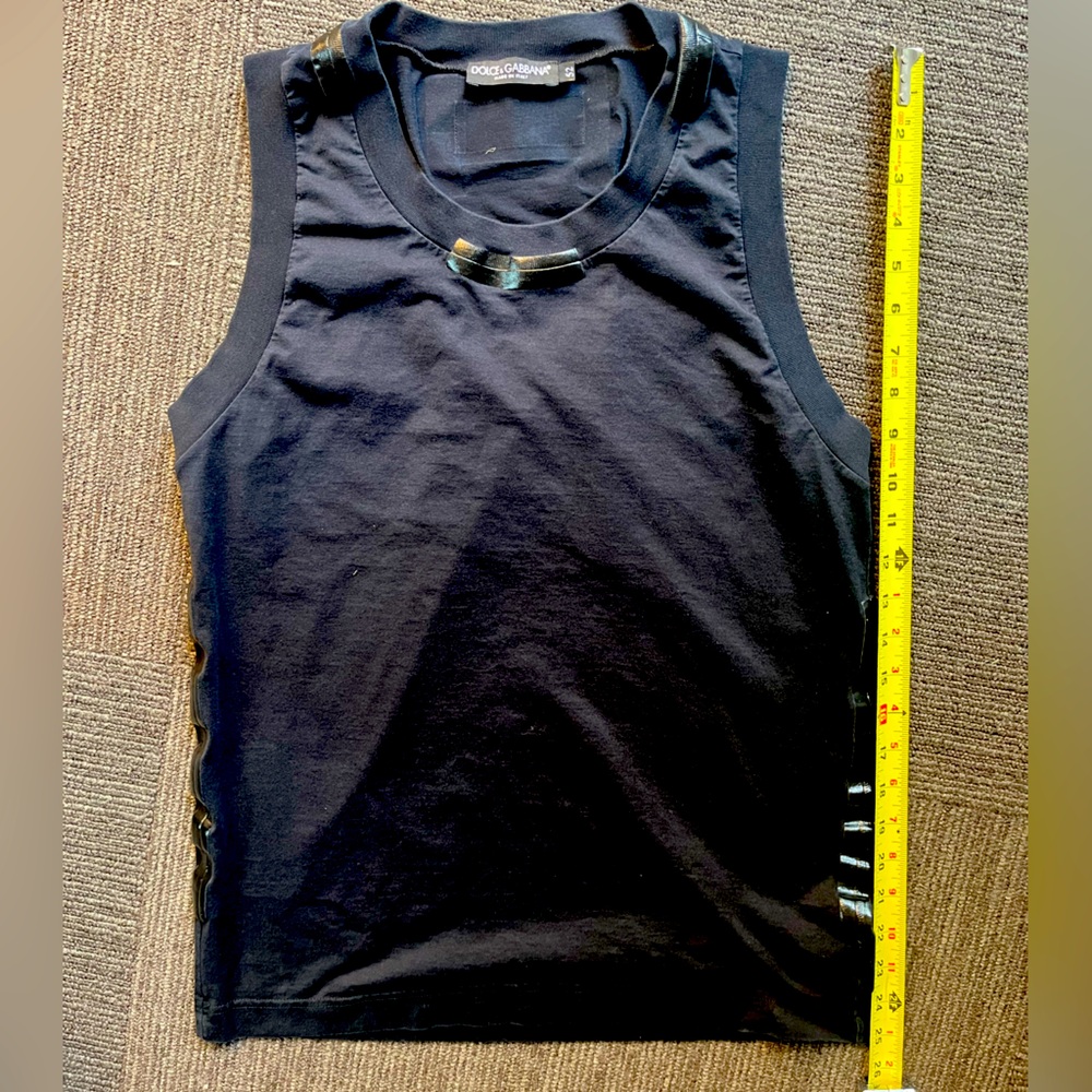 Men’s size 52 Dolce & Gabbana black sleeveless shirt